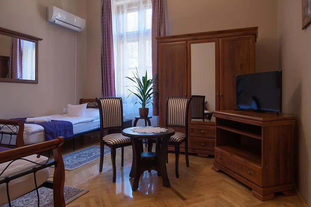 Csanabella House Hotel Seghedin Ungaria